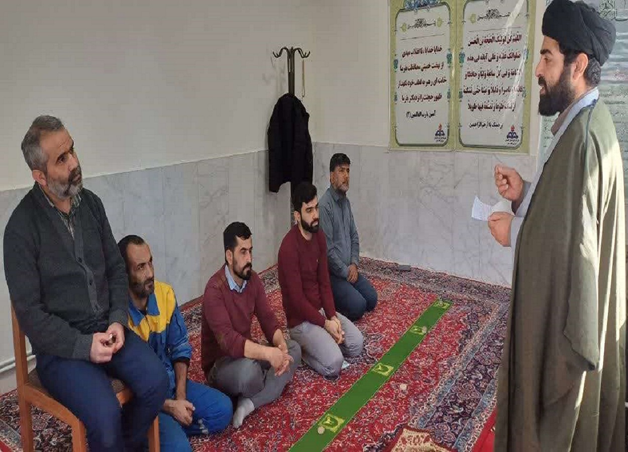 انجام برنامه های فرهنگی  ویژه ماه مبارک رمضان  در اداره گاز شهرستان گالیکش