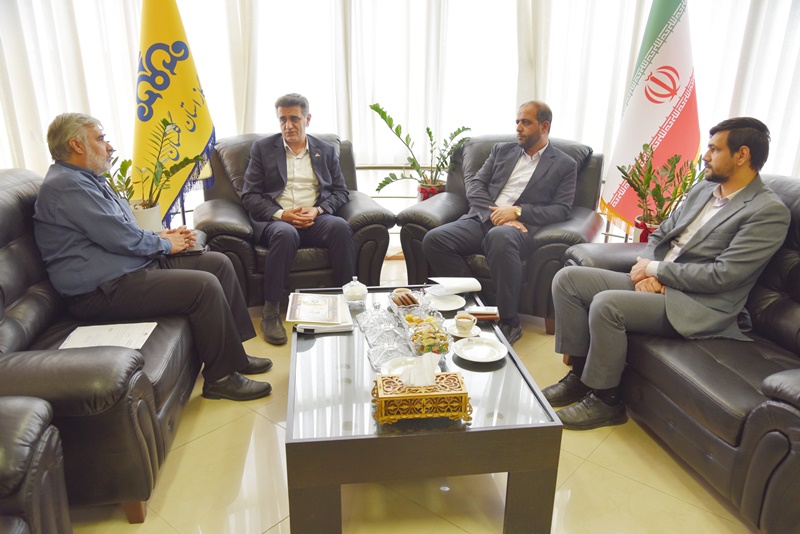 با تمام توان و ظرفیت کنار شرکت گاز ایستاده ایم:  تاکید مسئول بسیج کارمندان سپاه نینوا و فرمانده حوزه بسیج شهید بهشتی ادارات کل گلستان دردیدار با مدیرعامل شرکت گاز استان