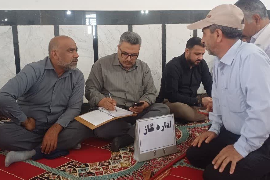  تداوم نهضت خدمت‌رسانی دولتمردان ؛ حضور مدیران گالیکش در میز خدمت مردمی شهر ینقاق